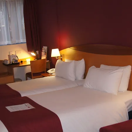 Waterloo Hub Hotel And Suites-2