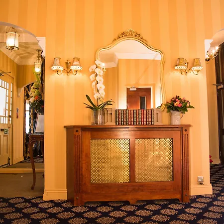London Lodge Hotel-2