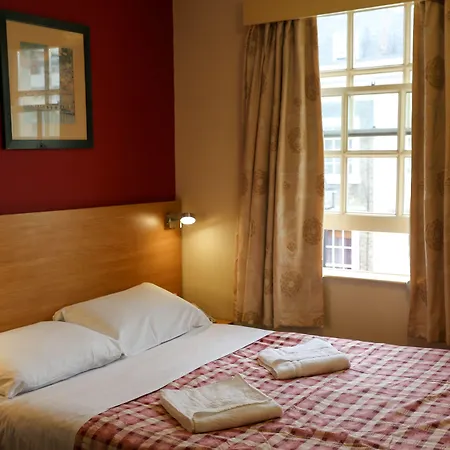Colliers Hotel-3