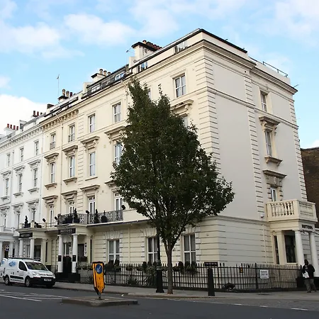 Huttons Hotel, Victoria London-2