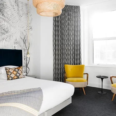 The Lodge Hotel - Putney-2