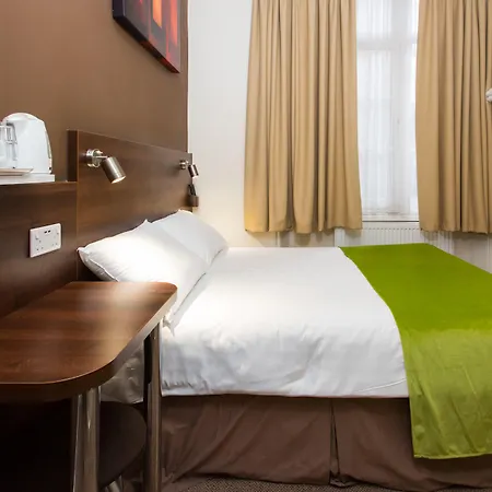 Marble Arch Inn-3
