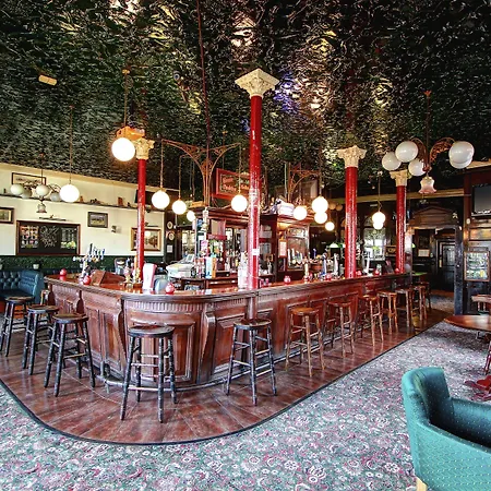 Beaconsfield Hotel-3