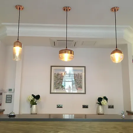 The Beverley Hotel London - Victoria-2