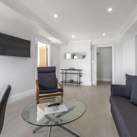Chelsea Cloisters Serviced Apartments-2