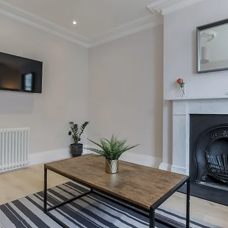 Stayinn Farringdon-2
