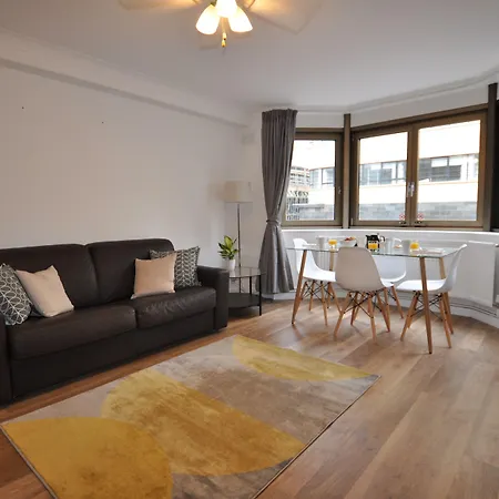 Marlyn Lodge - City Of London-3