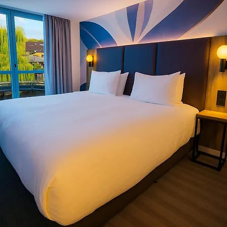 Holiday Inn London Camden Lock By Ihg-2