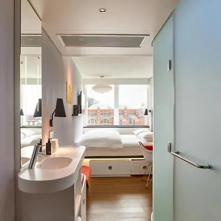 Citizenm London Victoria Station-2