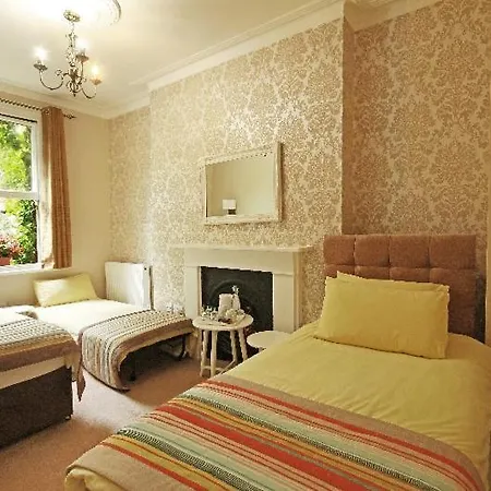 Primrose Guest House-2